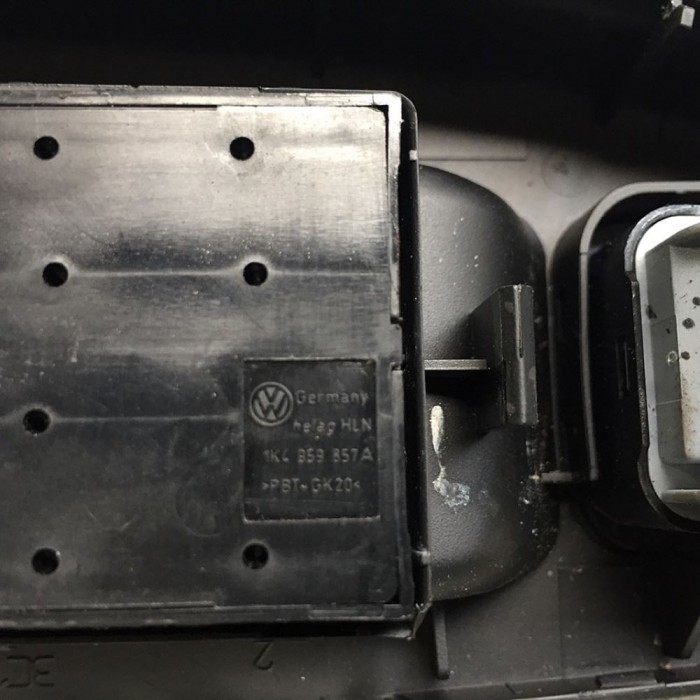 Commande Lève-vitre Gauche Passat B6 2005-2010 - NTY, Compatibilité OEM Assurée