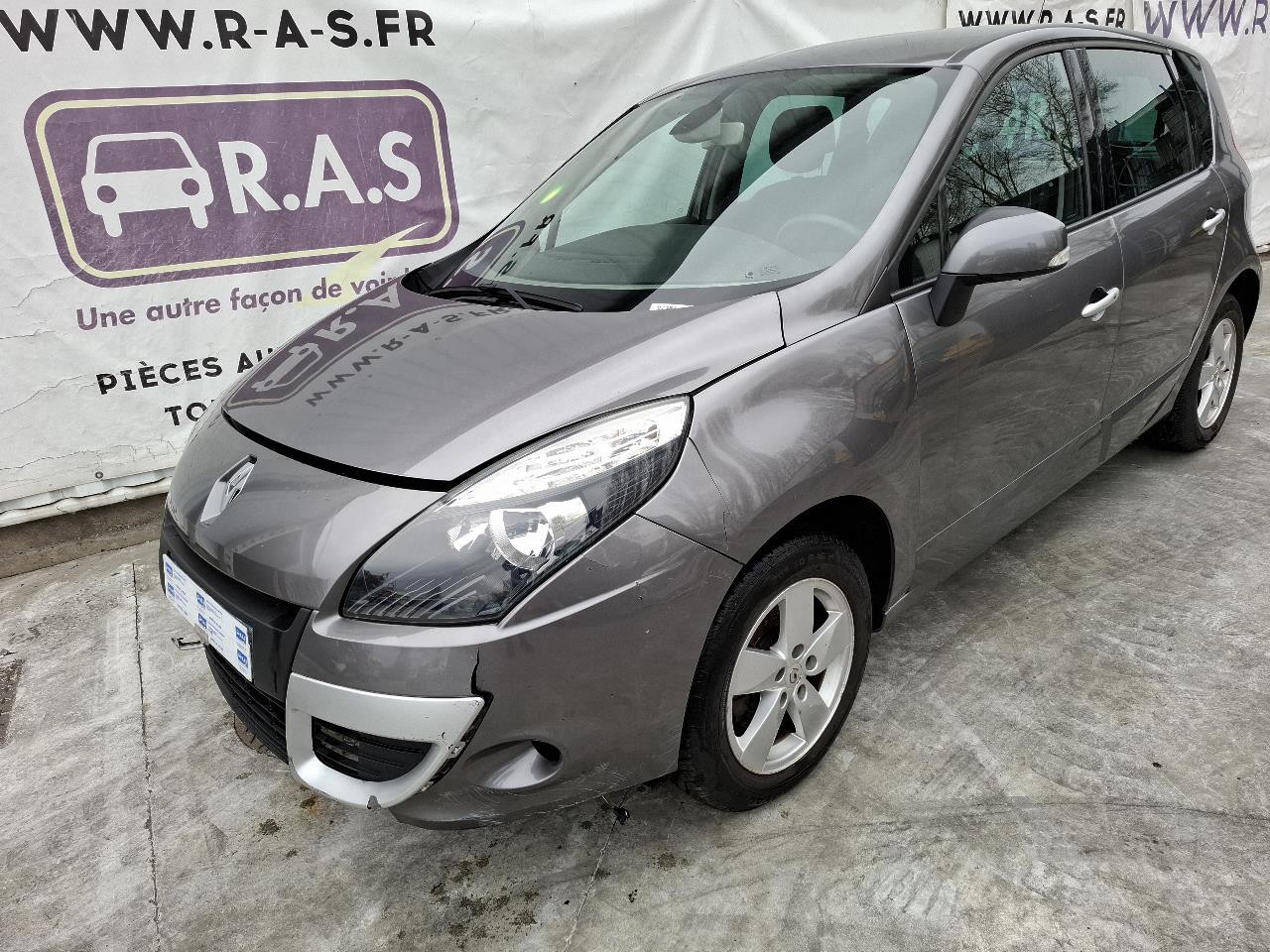 RENAULT SCENIC