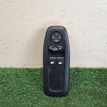 COMMANDE LEVE VITRE PORTE AVANT GAUCHE