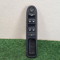 COMMANDE LEVE VITRE PORTE AVANT GAUCHE