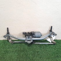 MOTEUR ESSUIE GLACE AVANT