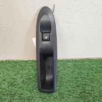 COMMANDE LEVE VITRE PORTE ARRIERE GAUCHE