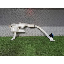 RESERVOIR LAVE VITRE AVANT