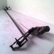 MOTEUR ESSUIE GLACE AVANT