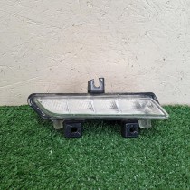 FEU DIURNE AVANT DROIT