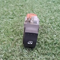 COMMANDE LEVE VITRE PORTE ARRIERE DROITE