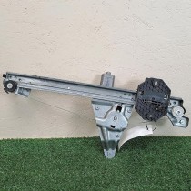 MOTEUR LEVE VITRE ARRIERE GAUCHE