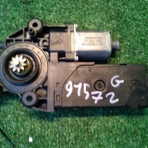 MOTEUR LEVE VITRE AVANT GAUCHE