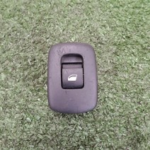 COMMANDE LEVE VITRE PORTE ARRIERE DROITE