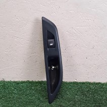 COMMANDE LEVE VITRE PORTE ARRIERE GAUCHE