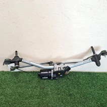 MOTEUR ESSUIE GLACE AVANT