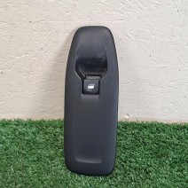 COMMANDE LEVE VITRE PORTE AVANT DROITE
