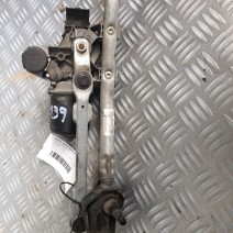 MOTEUR ESSUIE GLACE AVANT