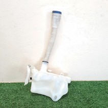 RESERVOIR LAVE VITRE AVANT