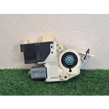 MOTEUR LEVE VITRE AVANT GAUCHE