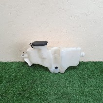 RESERVOIR LAVE VITRE AVANT