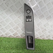 COMMANDE LEVE VITRE PORTE AVANT GAUCHE