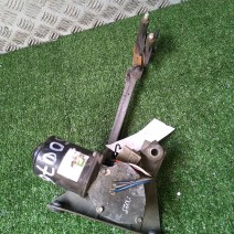 MOTEUR ESSUIE GLACE ARRIERE