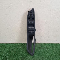 COMMANDE LEVE VITRE PORTE AVANT GAUCHE