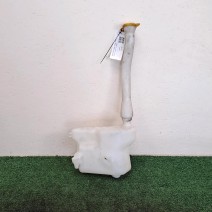 RESERVOIR LAVE VITRE AVANT