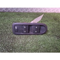 COMMANDE LEVE VITRE PORTE AVANT GAUCHE