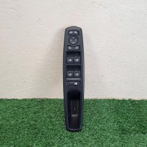 COMMANDE LEVE VITRE PORTE AVANT GAUCHE