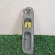 COMMANDE LEVE VITRE PORTE AVANT GAUCHE